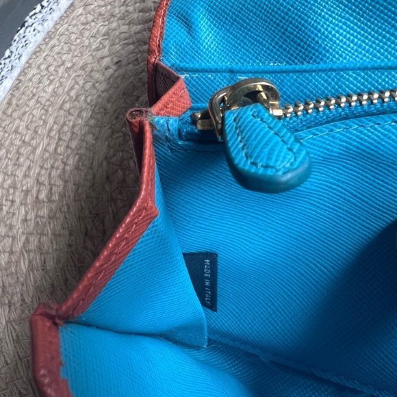 Authentic Prada wallet - Picture 9 of 9